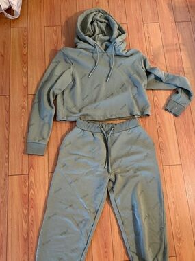 Guess Olive Green Logo Jogger Set - Women's